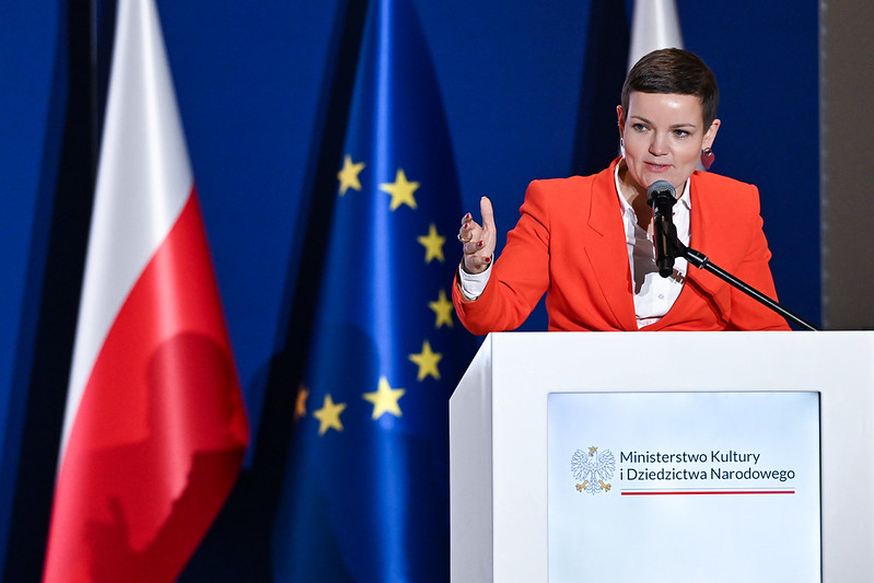 Silny głos kultury – przemówienie przedstawicielki Ministerstwa Kultury i Dziedzictwa Narodowego podczas oficjalnego wydarzenia w Warszawie.