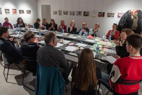 Goście konferencji w trakcie zwiedzania